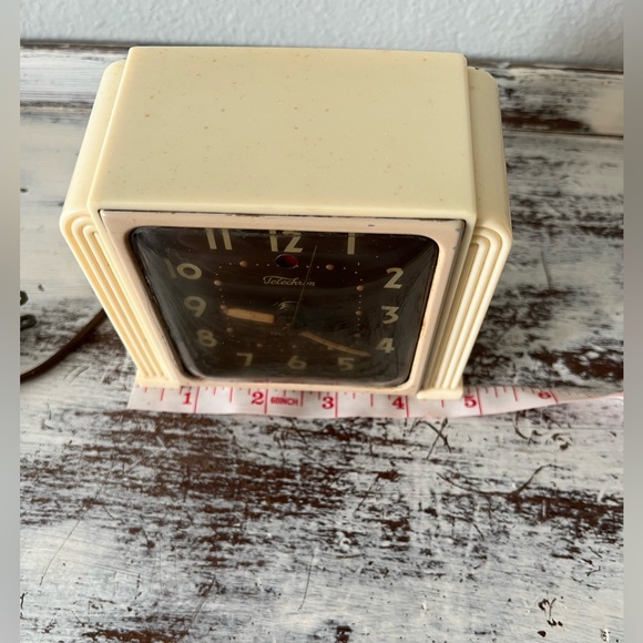 Vintage Bakelite? Telechron MCM Deco Electric Alarm Clock Powers On Alarm Works - Picture 2 of 9